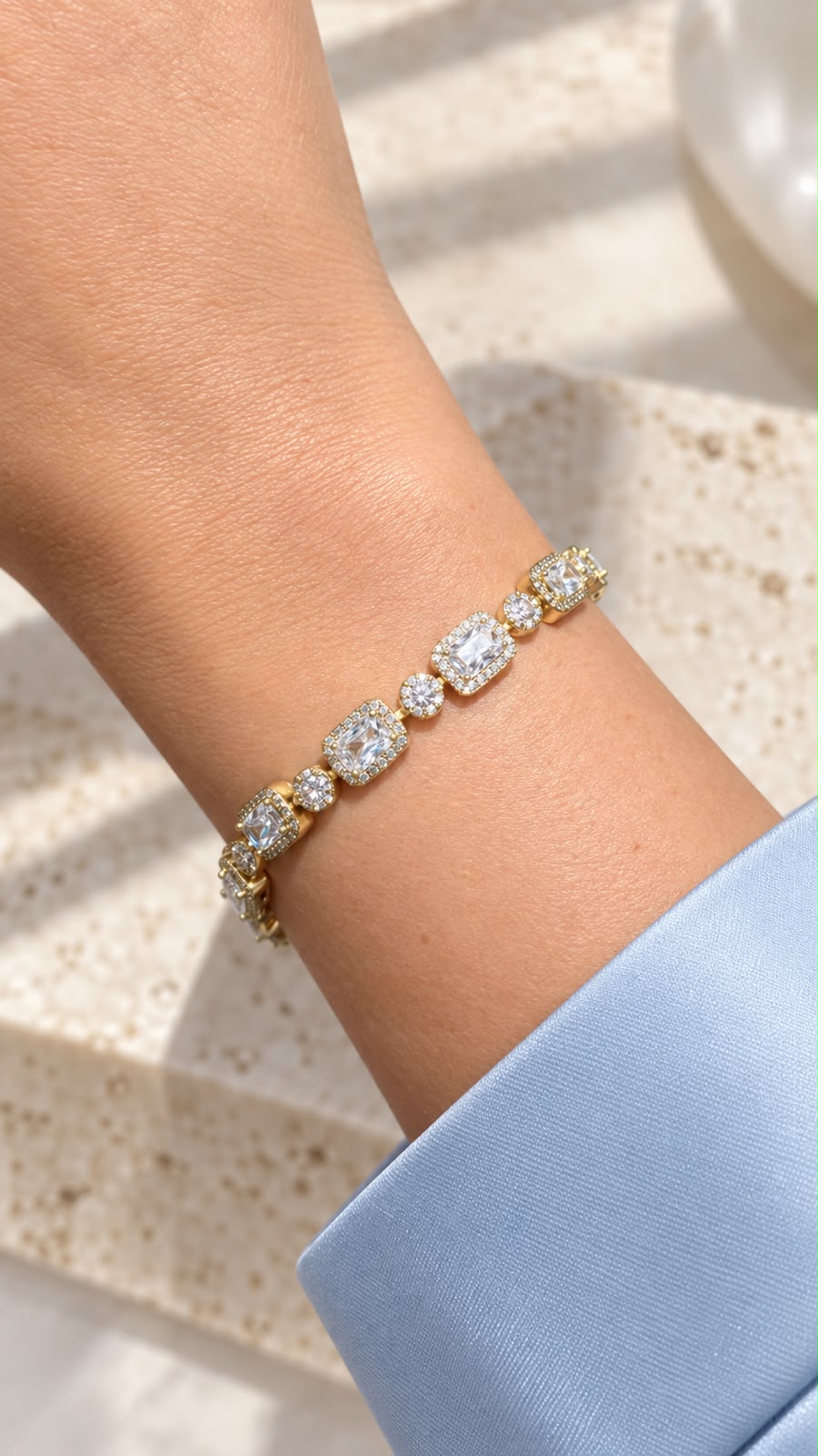 Gold-Tone Bracelet with Sparkling Rectangular Links