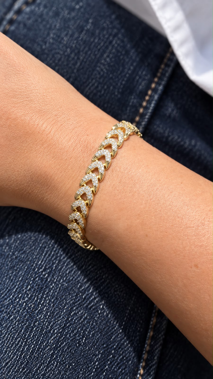 Gold-Tone Bracelet with Sparkling Rectangular Links